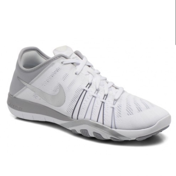 nike free tr 6 white